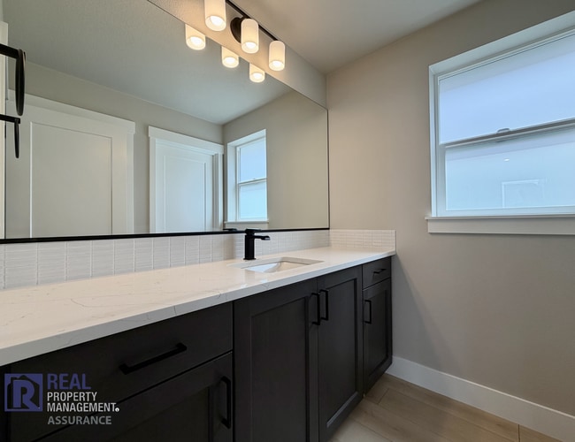 Building Photo - MOVE-IN SPECIAL - Stunning Butternut Creek Home with Bonus Room & 2-Car Garage