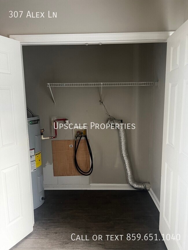 Building Photo - 307 Alex Ln