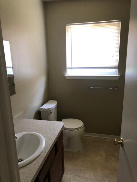 Building Photo - 17835 Telegraph Rd