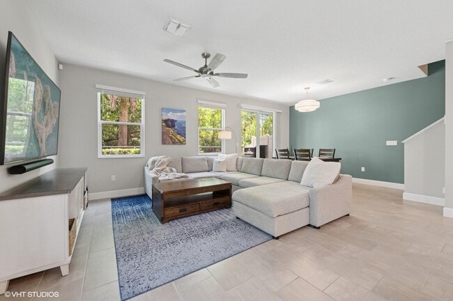 Primary Photo - 3901 SE Mentmore Ln