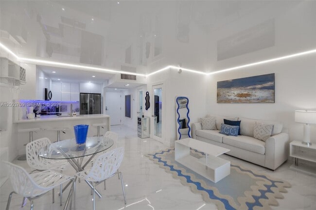 Building Photo - 2301 Collins Ave