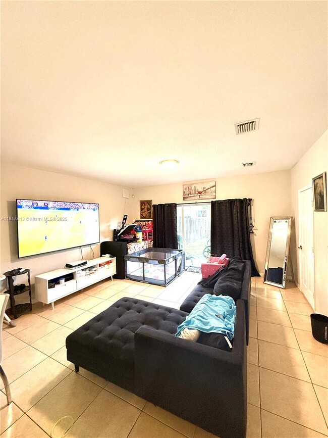 Building Photo - 20439 NW 15th Ave