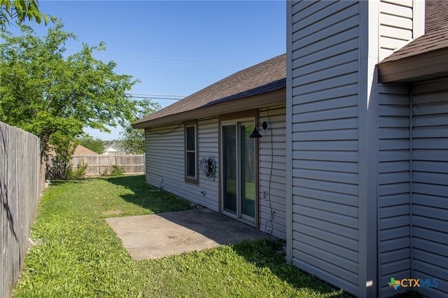Building Photo - 1301 Westway Dr