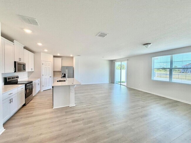 Building Photo - 4507 Sidesaddle Trl