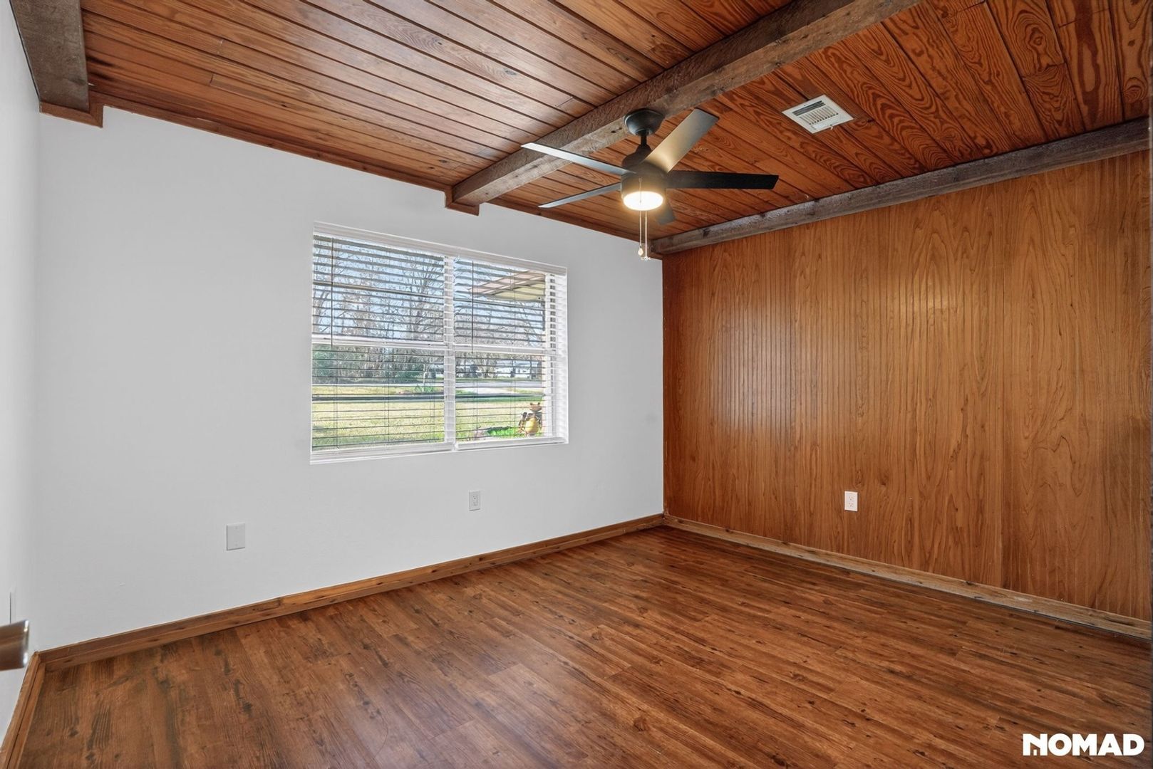 Building Photo - 372 Creekside Estates