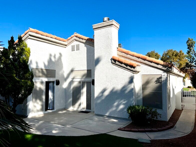 Building Photo - 5509 Royal Vista Ln