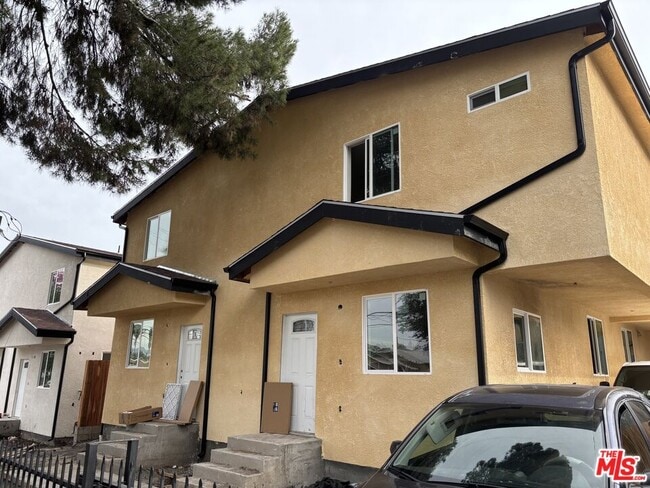 Building Photo - 1652 Murchison St