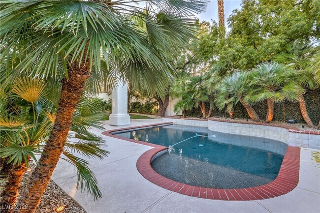 Building Photo - 1829 Dolce Dr