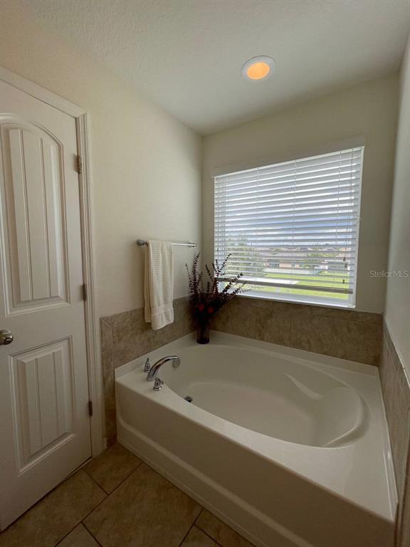 Building Photo - 2342 Beacon Landing Cir