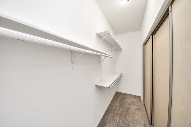 Building Photo - 2874 Holly Hall St