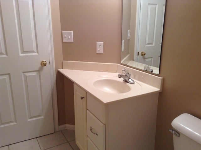 Building Photo - 9255 Heritage Glen Dr