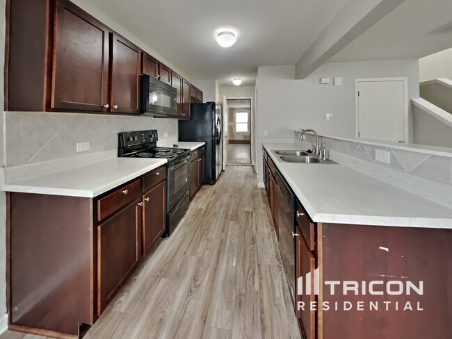 Building Photo - 4921 Bridgton Pl Dr