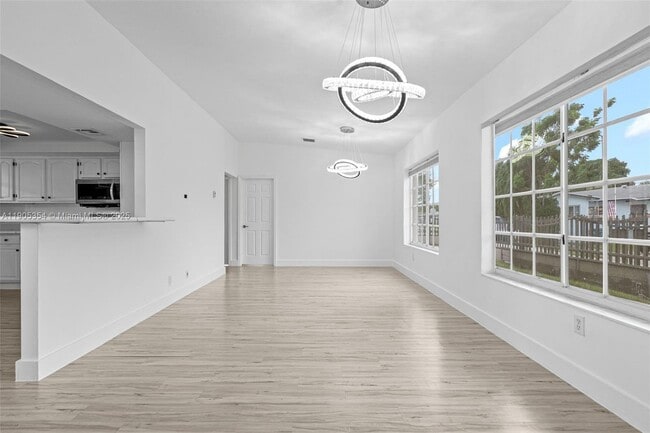 Building Photo - 1145 SW 74th Ct