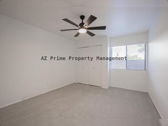 Building Photo - 7950 E Starlight Way