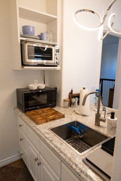 Building Photo - 2579 Coyote Ridge Ter