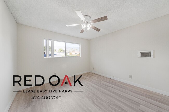 Building Photo - 400 N Mentor Ave