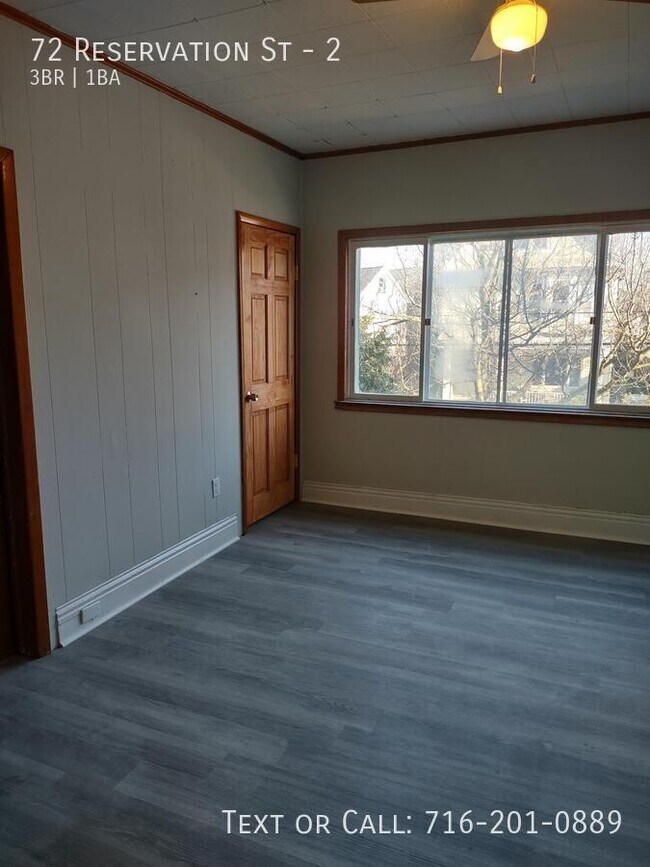 Building Photo - 72 Reservation St