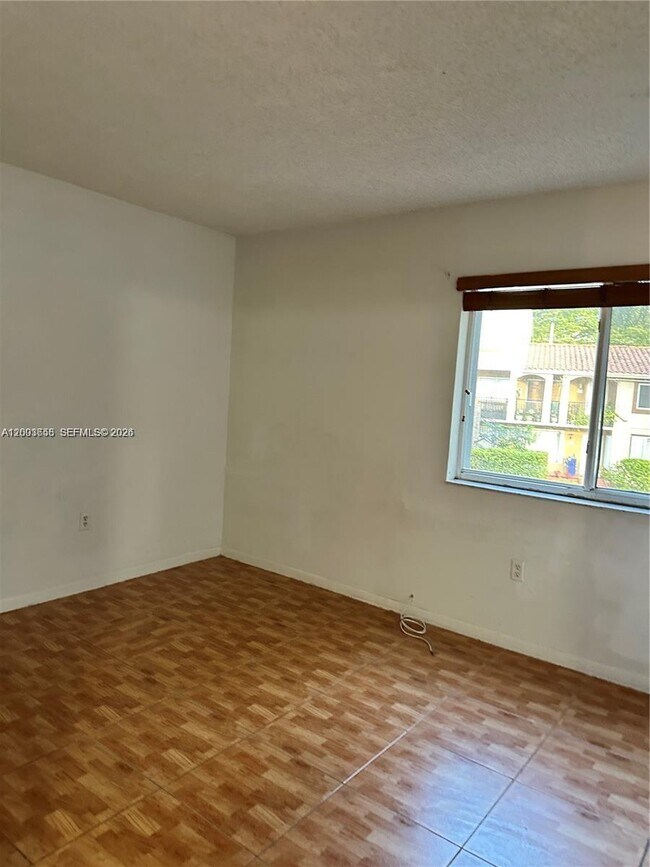 Building Photo - 551 NW 82nd Ave