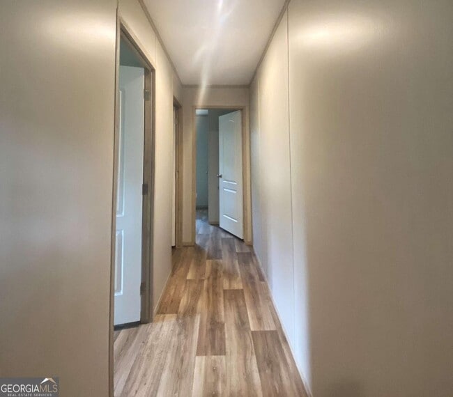 Building Photo - 68 Rockys Pl