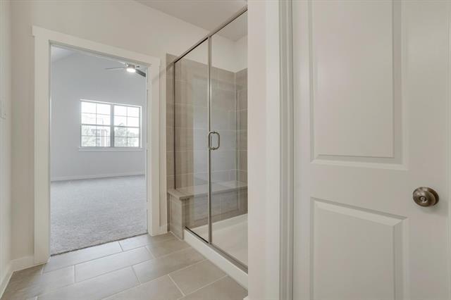 Building Photo - 679 Watersedge Ct