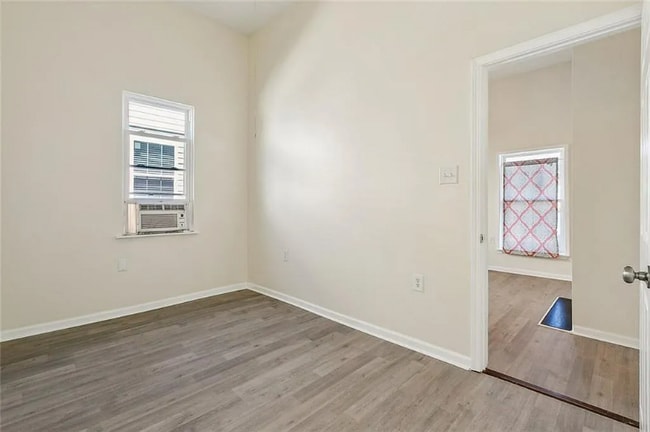 Building Photo - 1508 Spain St