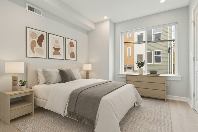 Building Photo - 1432 Ogden St