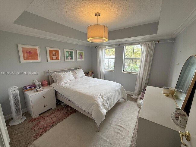 Building Photo - 101 Sidonia Ave