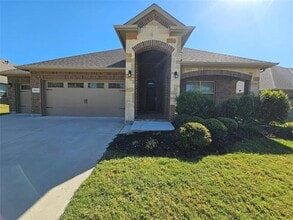 Building Photo - 2604 Tuscarora Trl