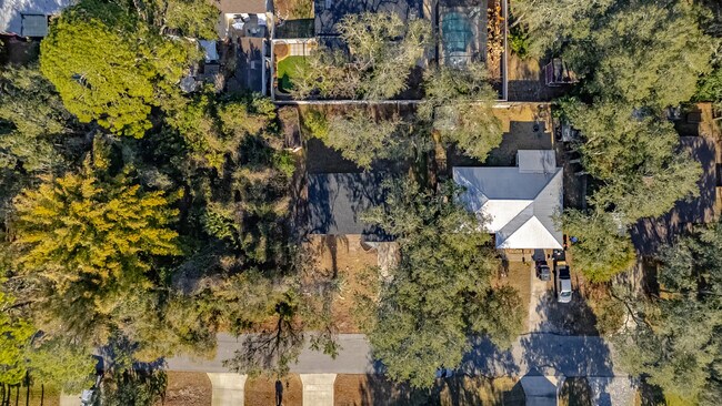 Building Photo - 229 Bonita Rd