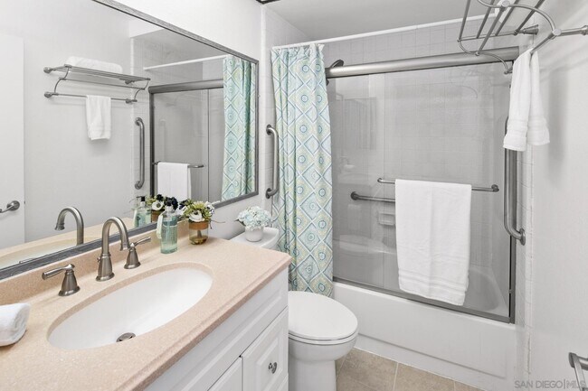 Building Photo - 6877 Caminito Mundo