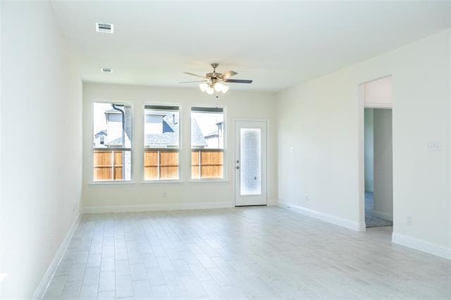 Building Photo - 825 Amenduni Ln