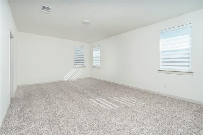 Building Photo - 128 Big Sandy Creek Dr