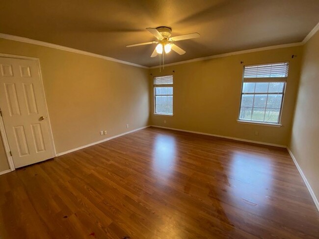 Building Photo - Two-Story Home, 4-5 bedrooms, 2.5 bathroom...
