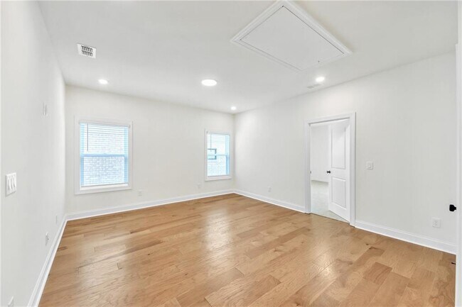 Building Photo - 134 Wards Xing Wy