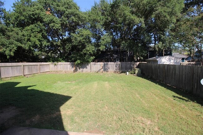 Building Photo - 8202 Cattle Dr