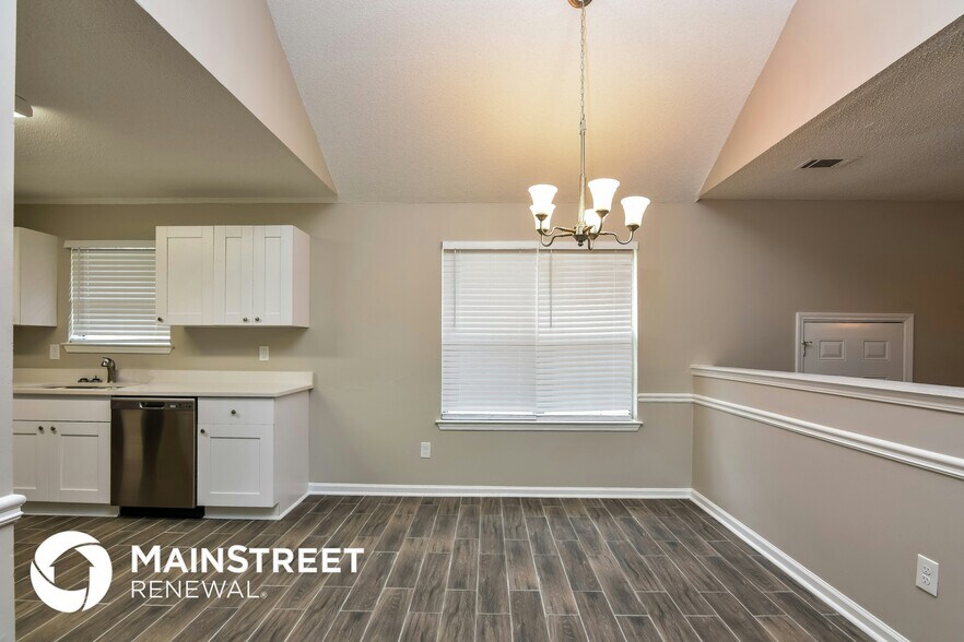 Building Photo - 2531 Willenhall Way