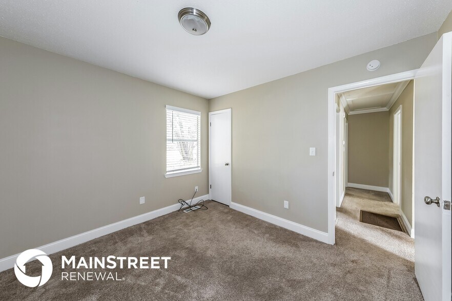 Building Photo - 1822 Valley Run Cir