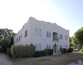 Building Photo - 708 N 1st St