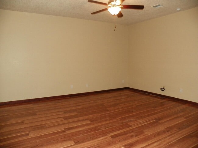 Building Photo - 1214 Northern Lights Way NE
