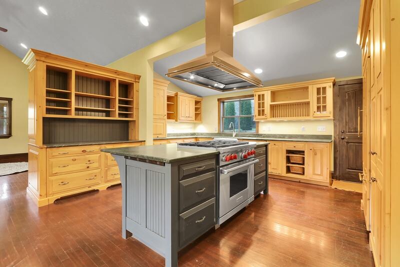 Building Photo - 521 Redmond-Fall City Rd SE