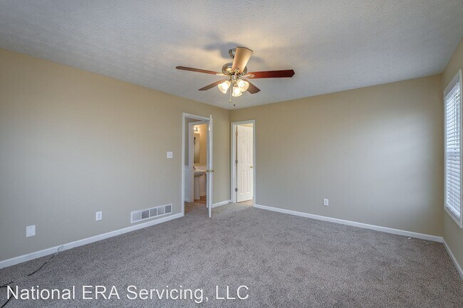 Building Photo - 4 br, 2.5 bath House - 89 Bent Creek Pl