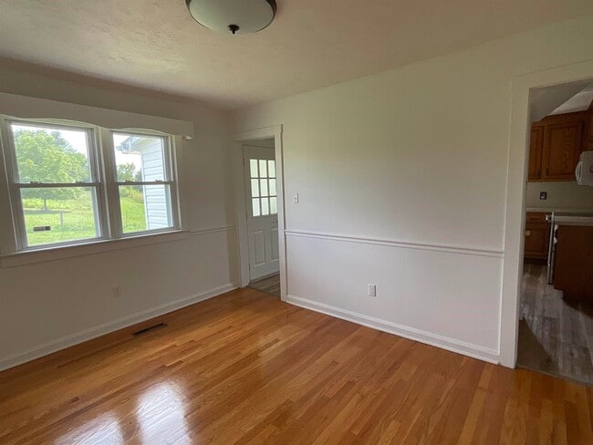 Building Photo - 1256 Arkton Rd