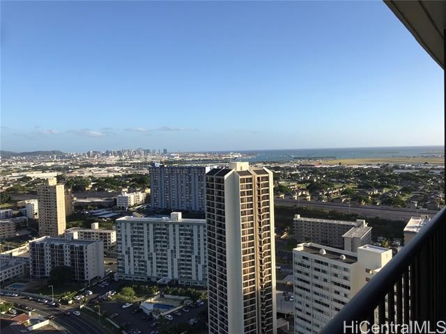 Building Photo - 990 Ala Nanala St