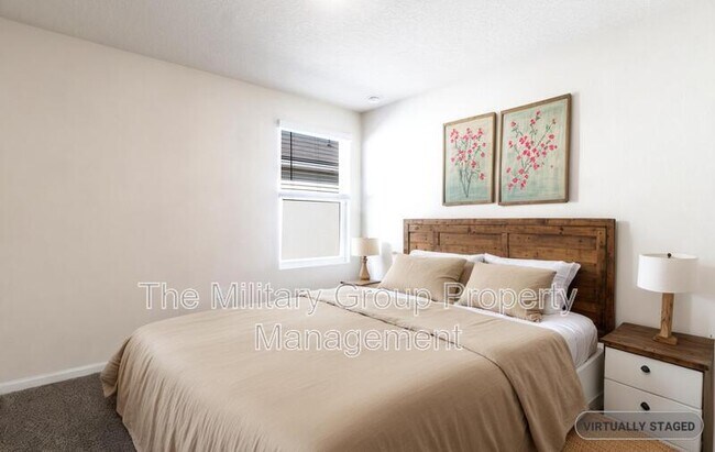 Building Photo - 15668 Strawberry Roan Ct