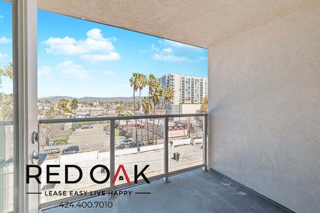 Building Photo - 11405 Chandler Blvd