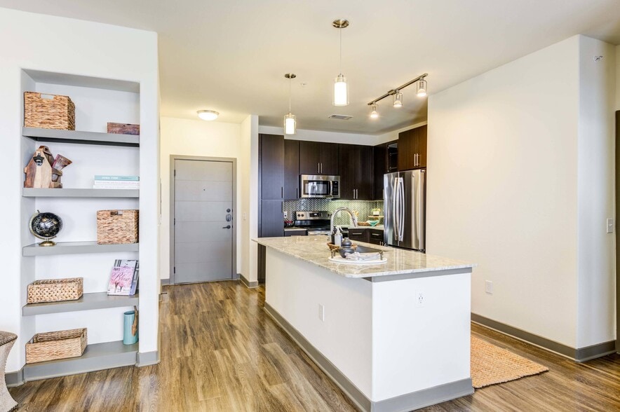 Overture Highlands 55+ Active Adult Apartm... 250 W Arbrook Blvd