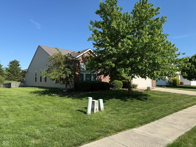 Building Photo - 1055 Woodfield Ct