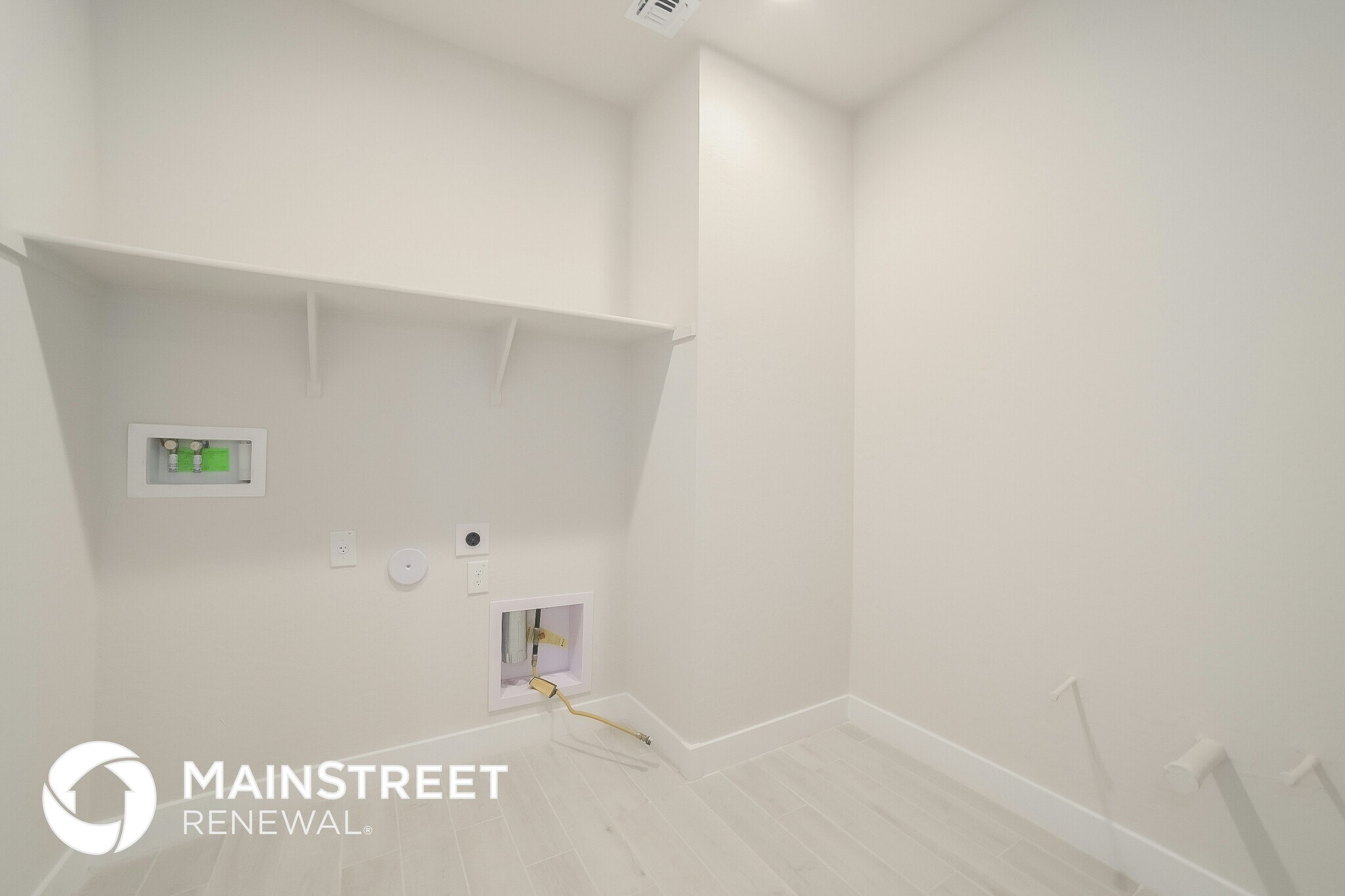 Building Photo - 6907 W Allen St