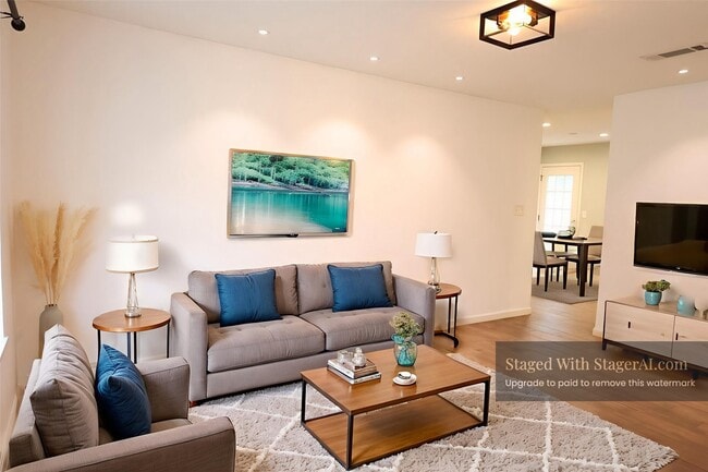 Building Photo - 1704 Cherry Orchard Dr