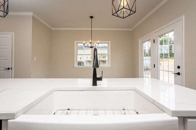 Building Photo - Spacious End Unit Luxury Townhome! Outstanding Location!